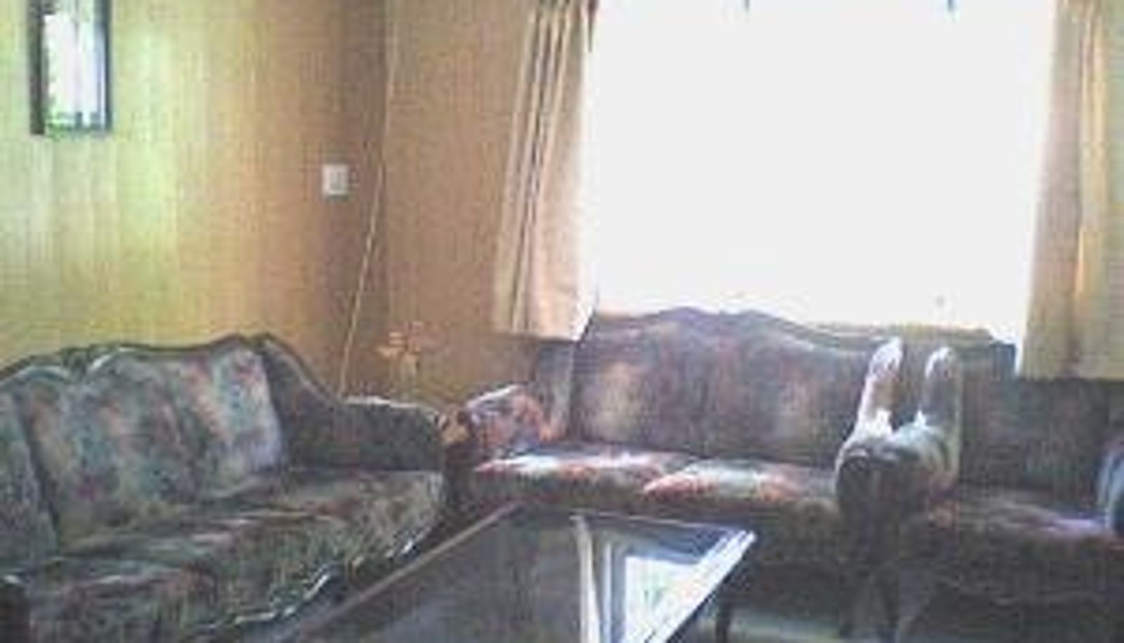 Kamer - Sterling Greenwoods - Ahmedabad