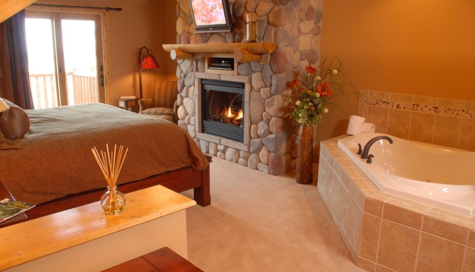 Room - Grand Superior Lodge
