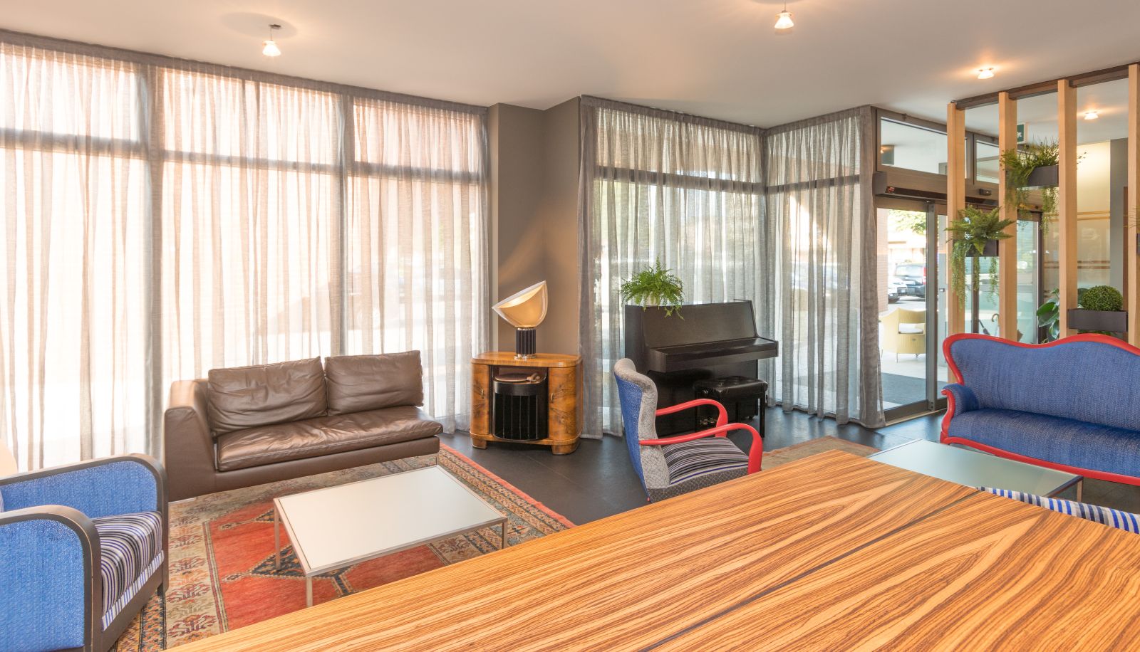 Lobby - EUROPA EXECUTIVE Executive