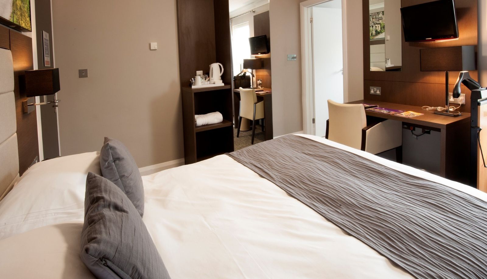 Room - Riverside House