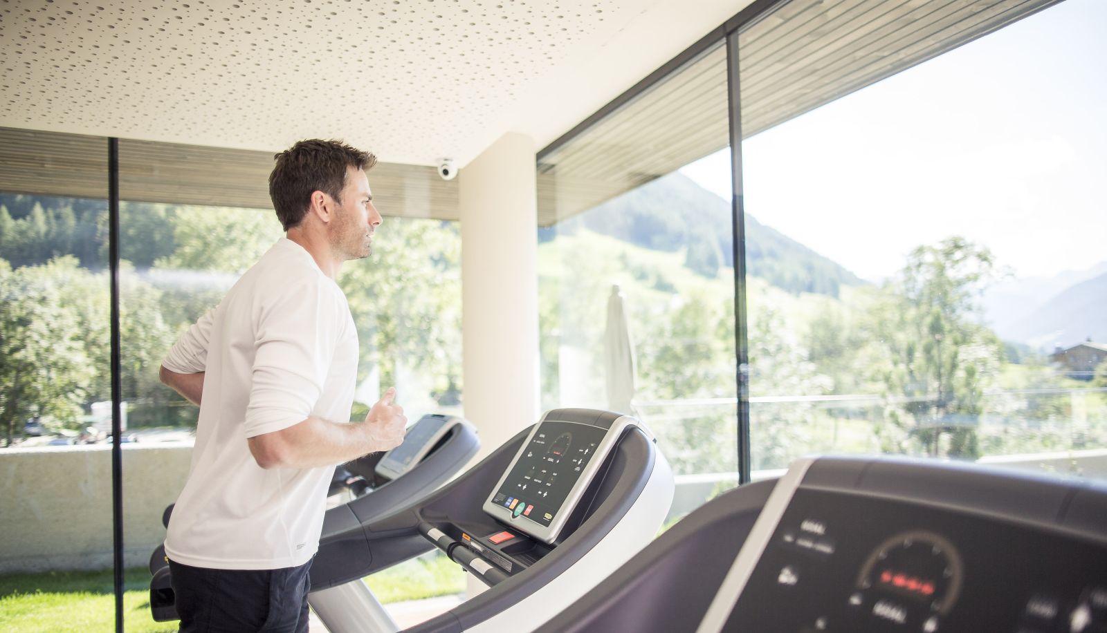 Hotel LUNARIS Wellnessresort (Valle Aurina)