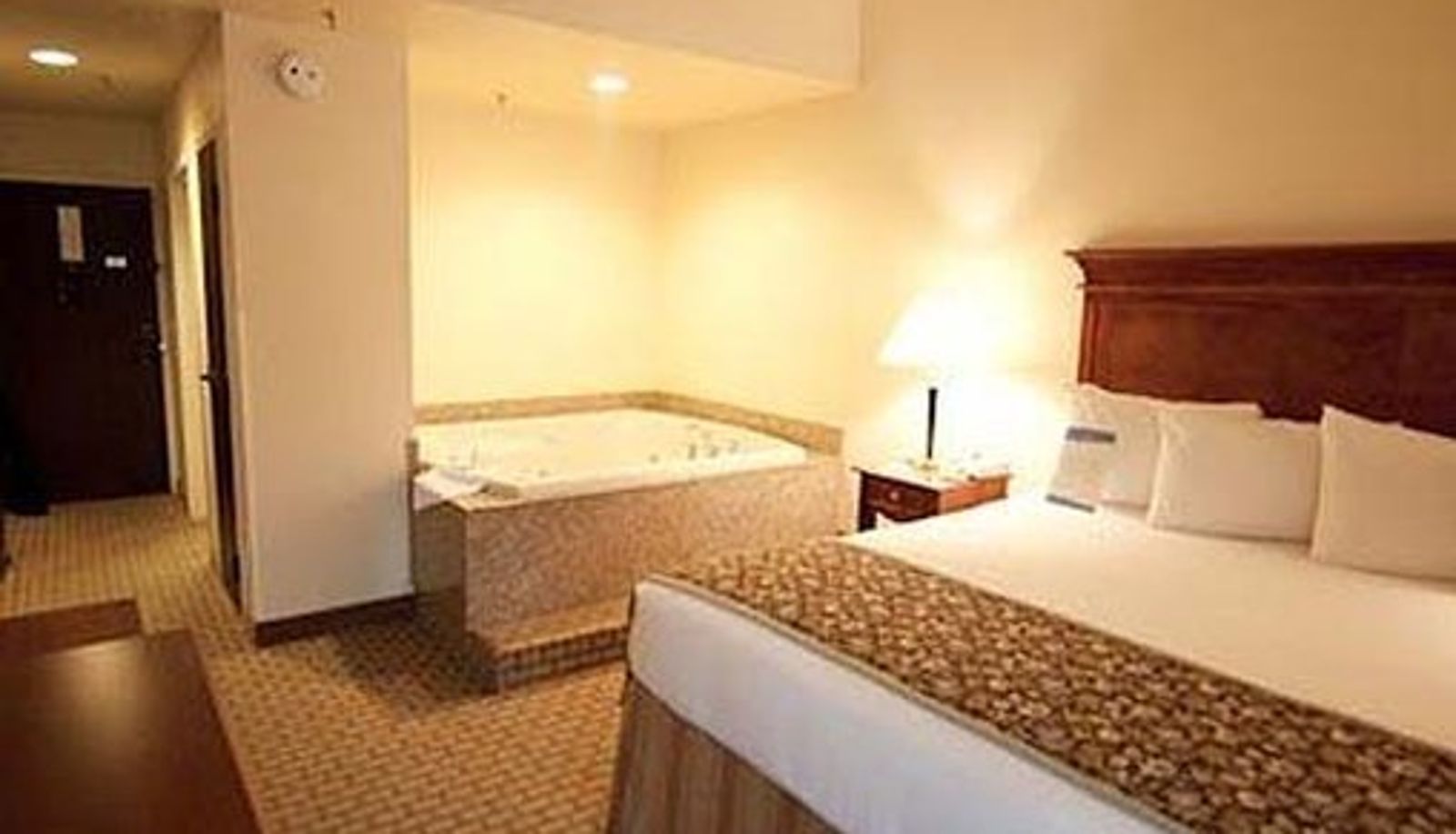 Zimmer - Four Points by Sheraton Alexandria