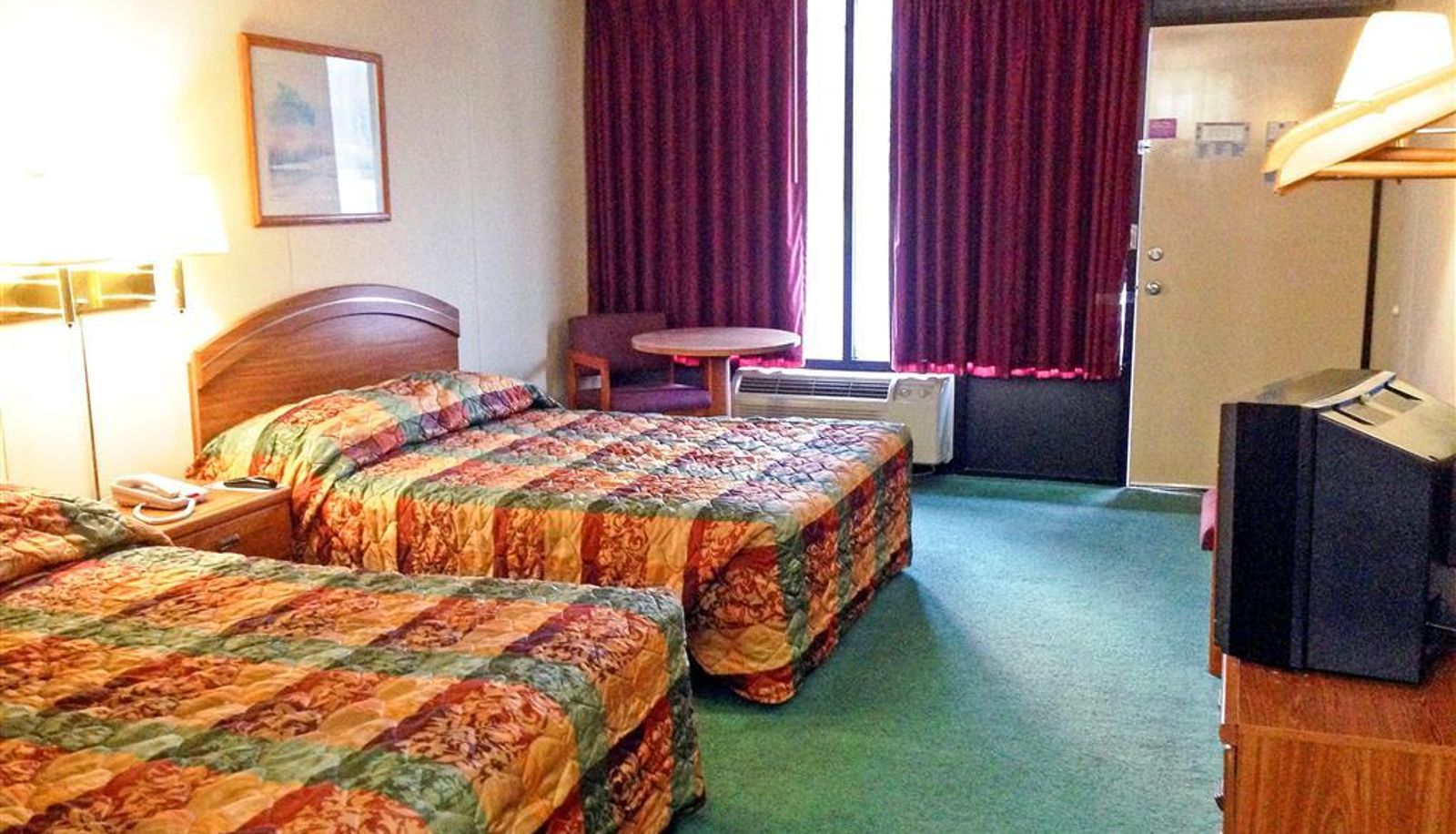 Zimmer - Boxcar Willie Hotel