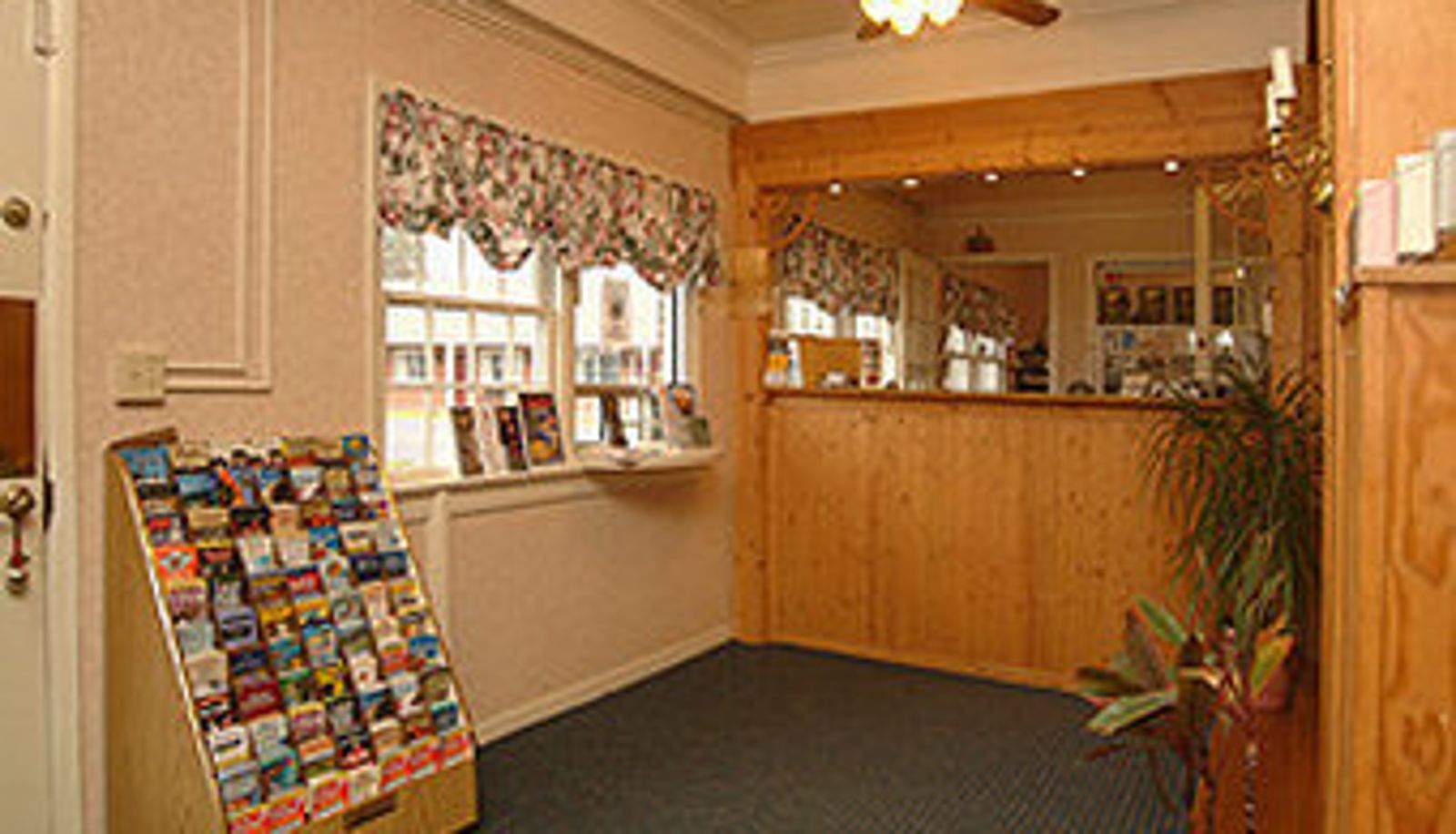 Hall - Country Hearth Inn Williamsburg