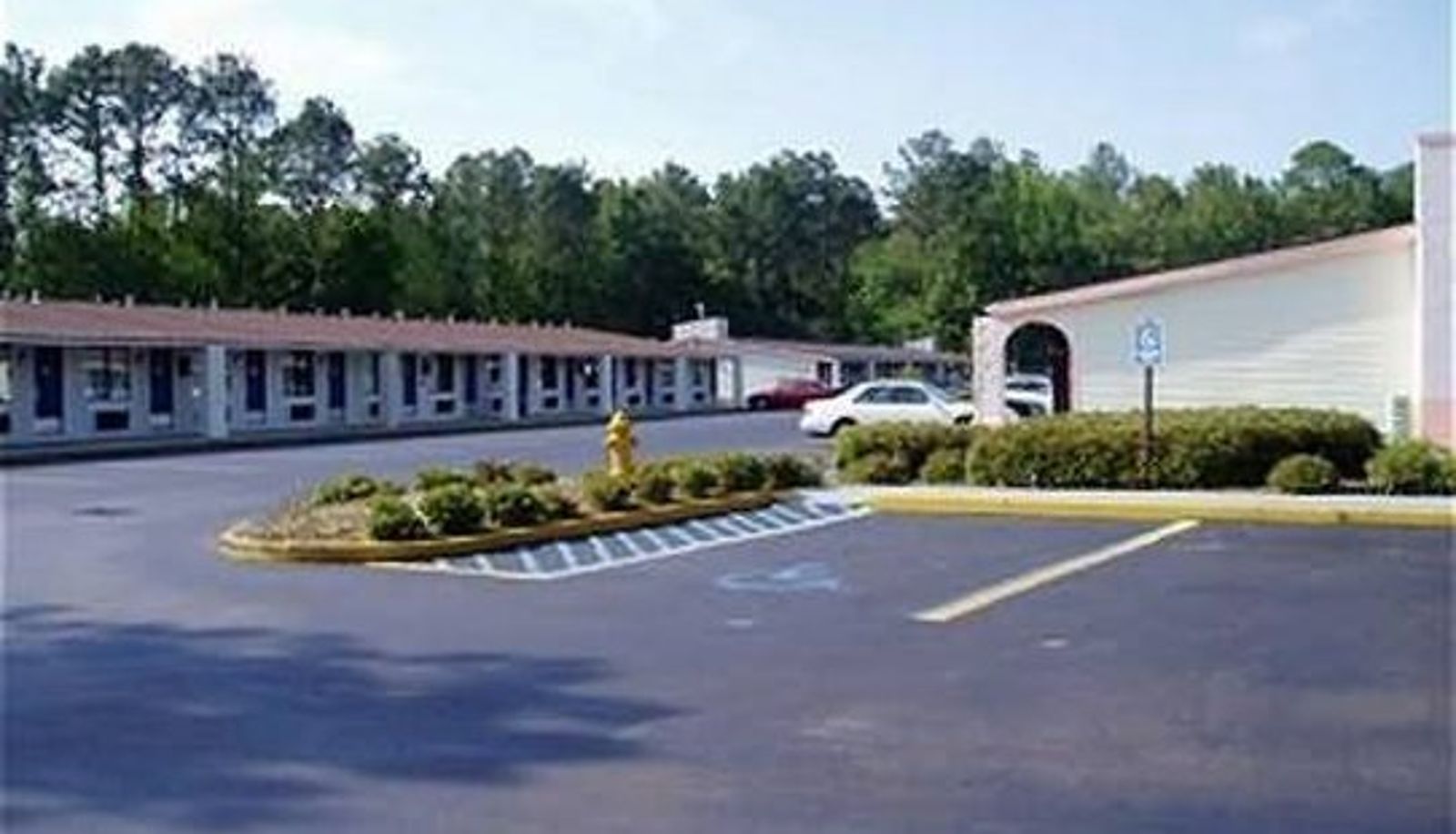 Exterior view - Country Hearth Inn Jacksonville Airport