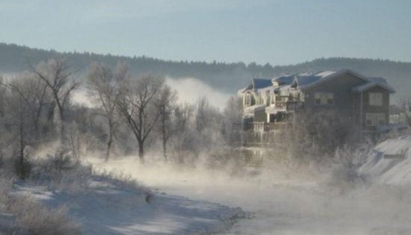 Room - Whispering Pines Condominums
