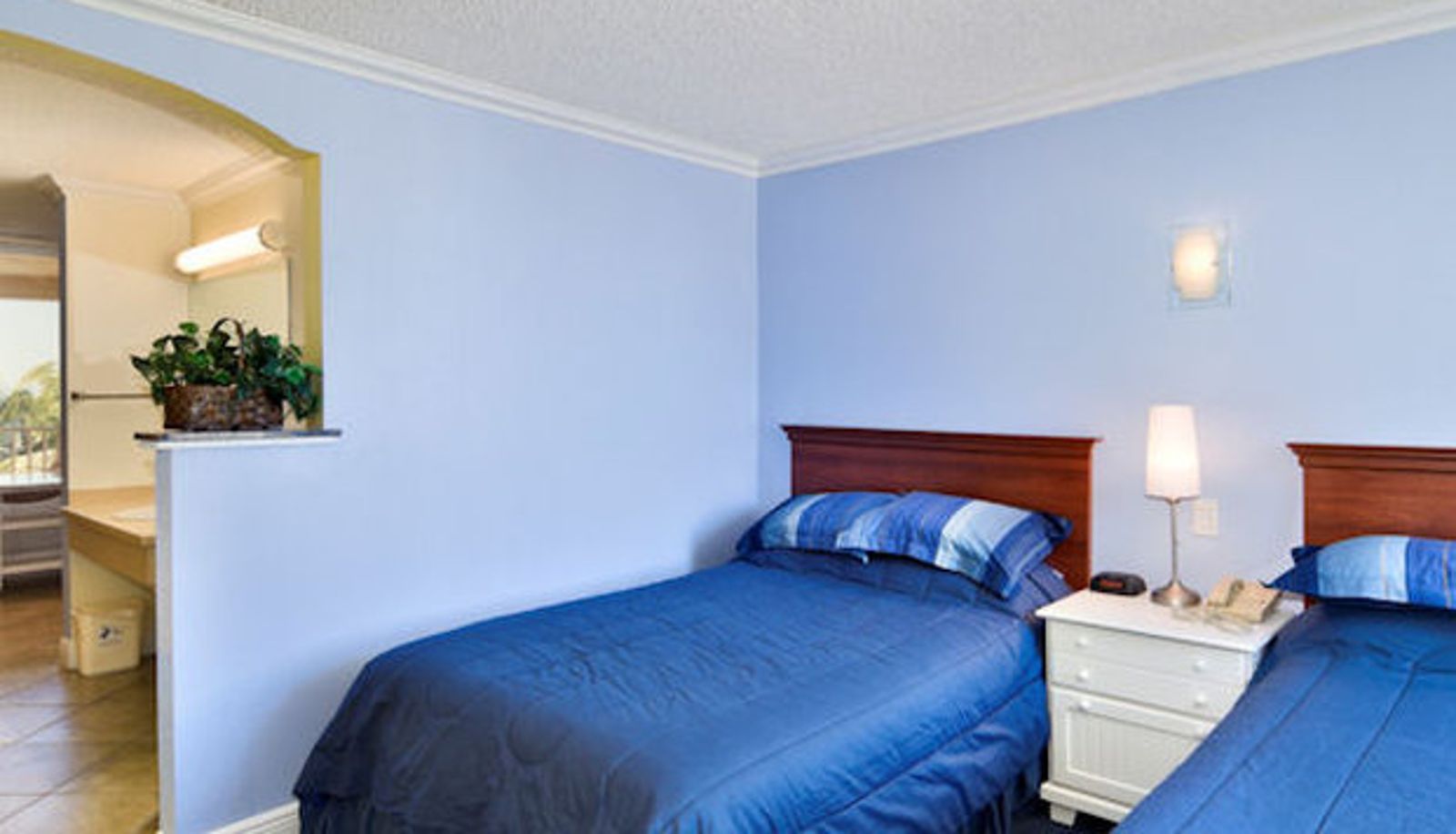 Room - Pelican Pointe