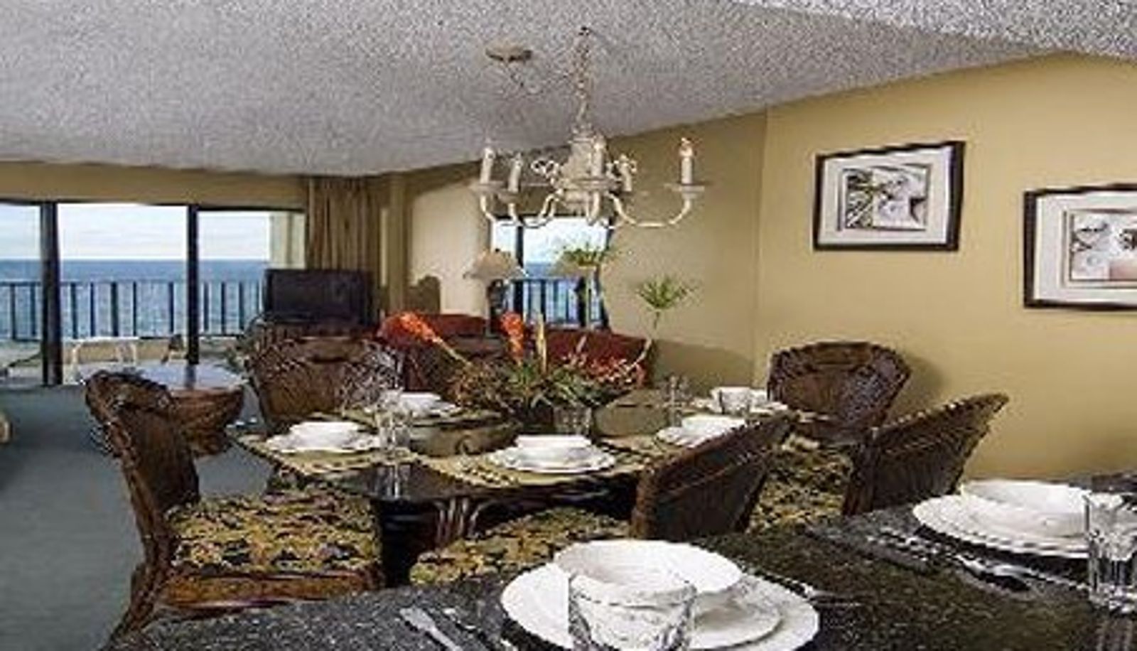 Room - Atalaya Towers
