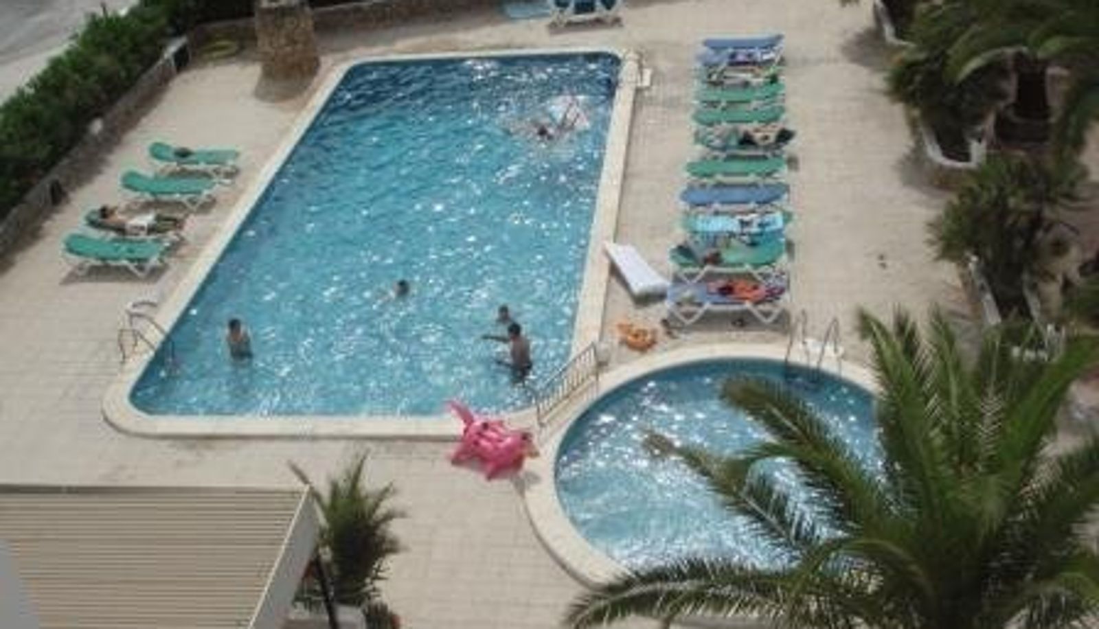 Piscina - Apartamentos Bahia De San Antonio