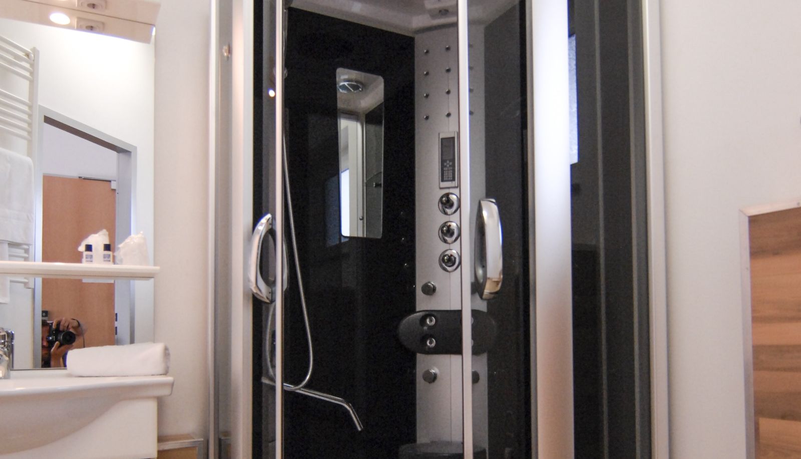 Badezimmer - Petul Apart Hotel Residenz