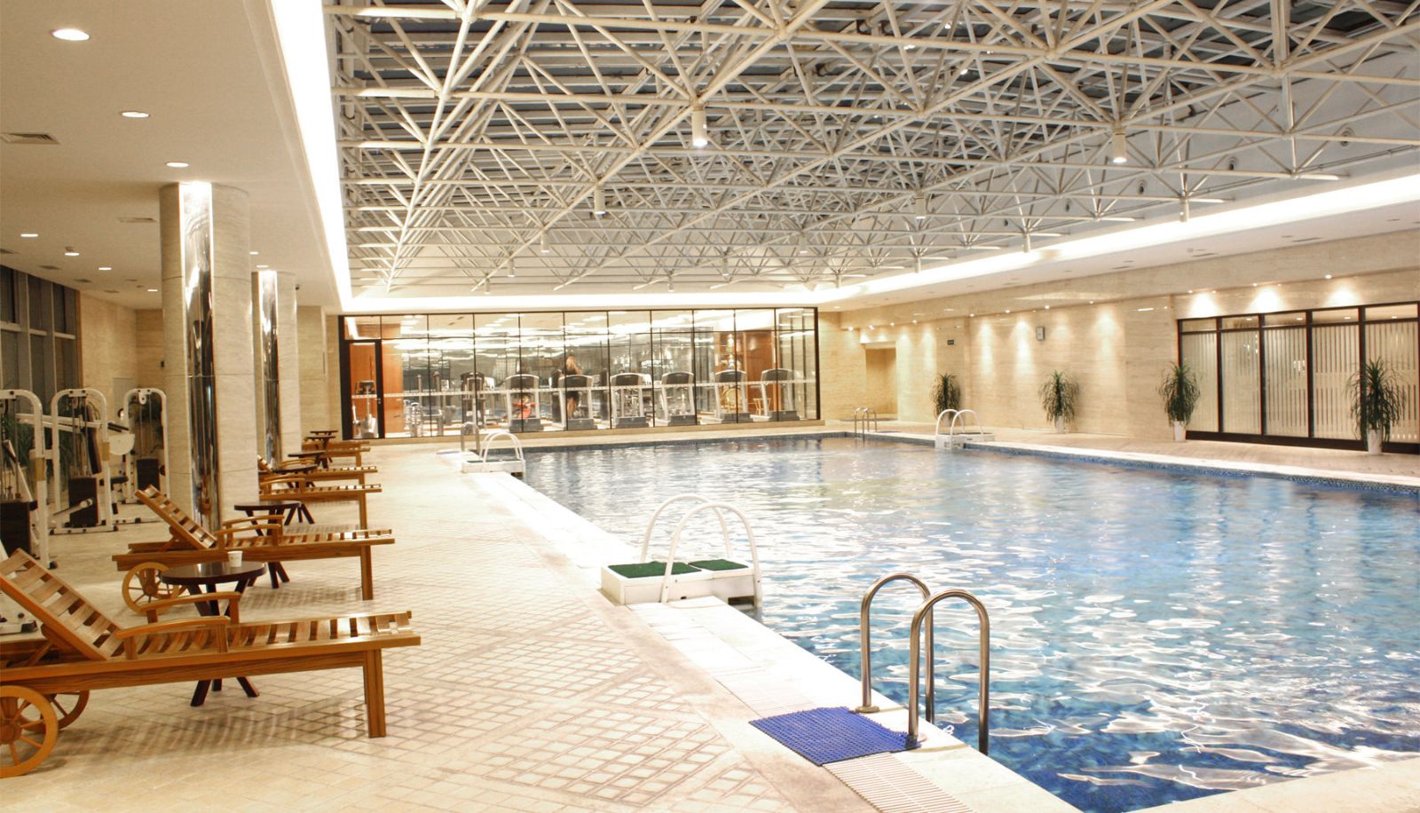 Pool - GOLDEN EAGLE SUMMIT HOTEL DOWNTOWN 南京金鹰珠江壹号国际酒店