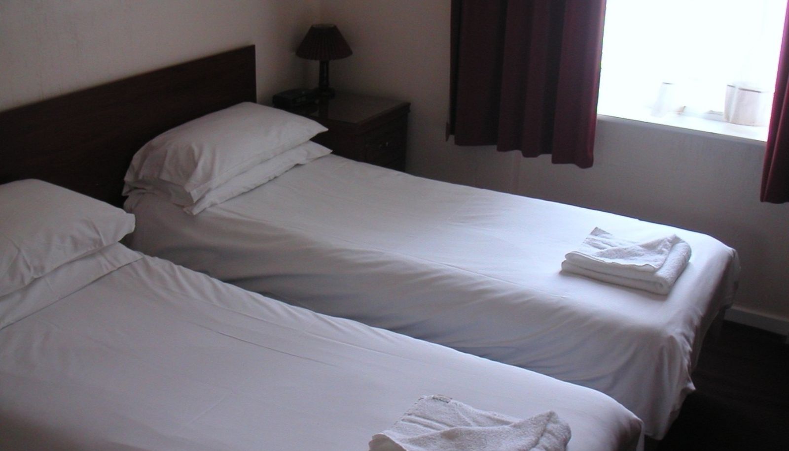 Room - Brighton Breeze Hotel
