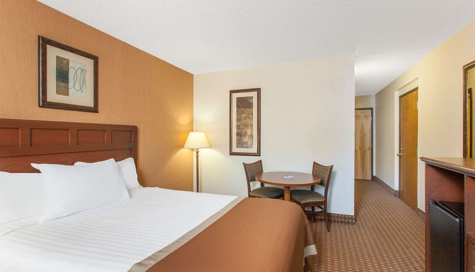 Room - Baymont by Wyndham Branson - On the Strip