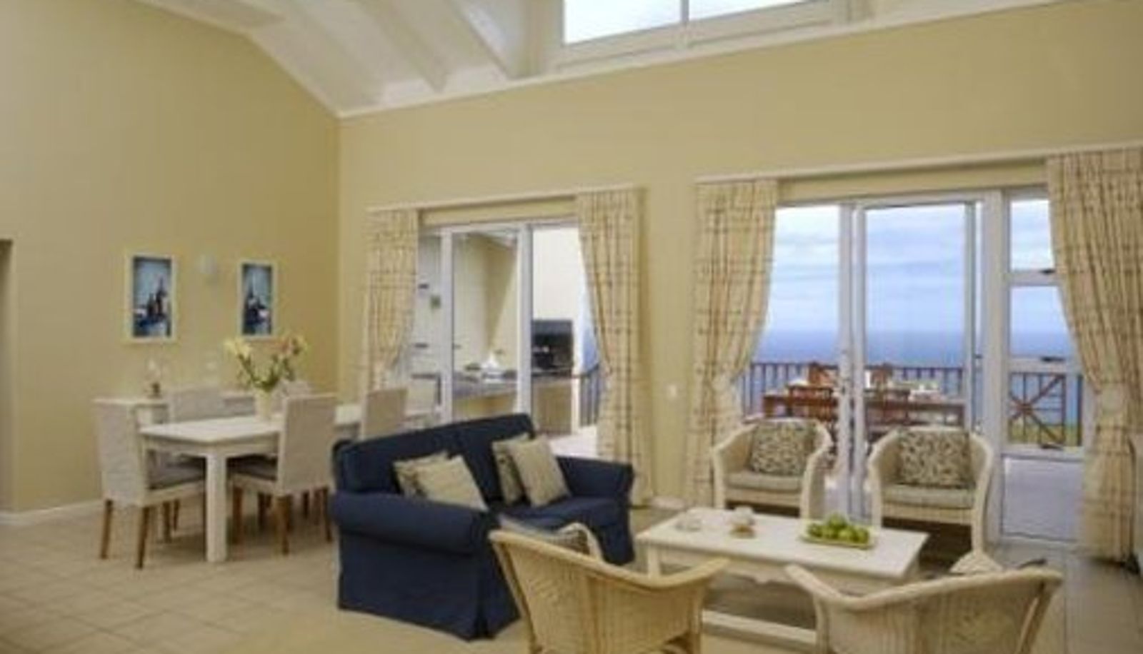Hall - Pinnacle Point Beach And Golf Resort