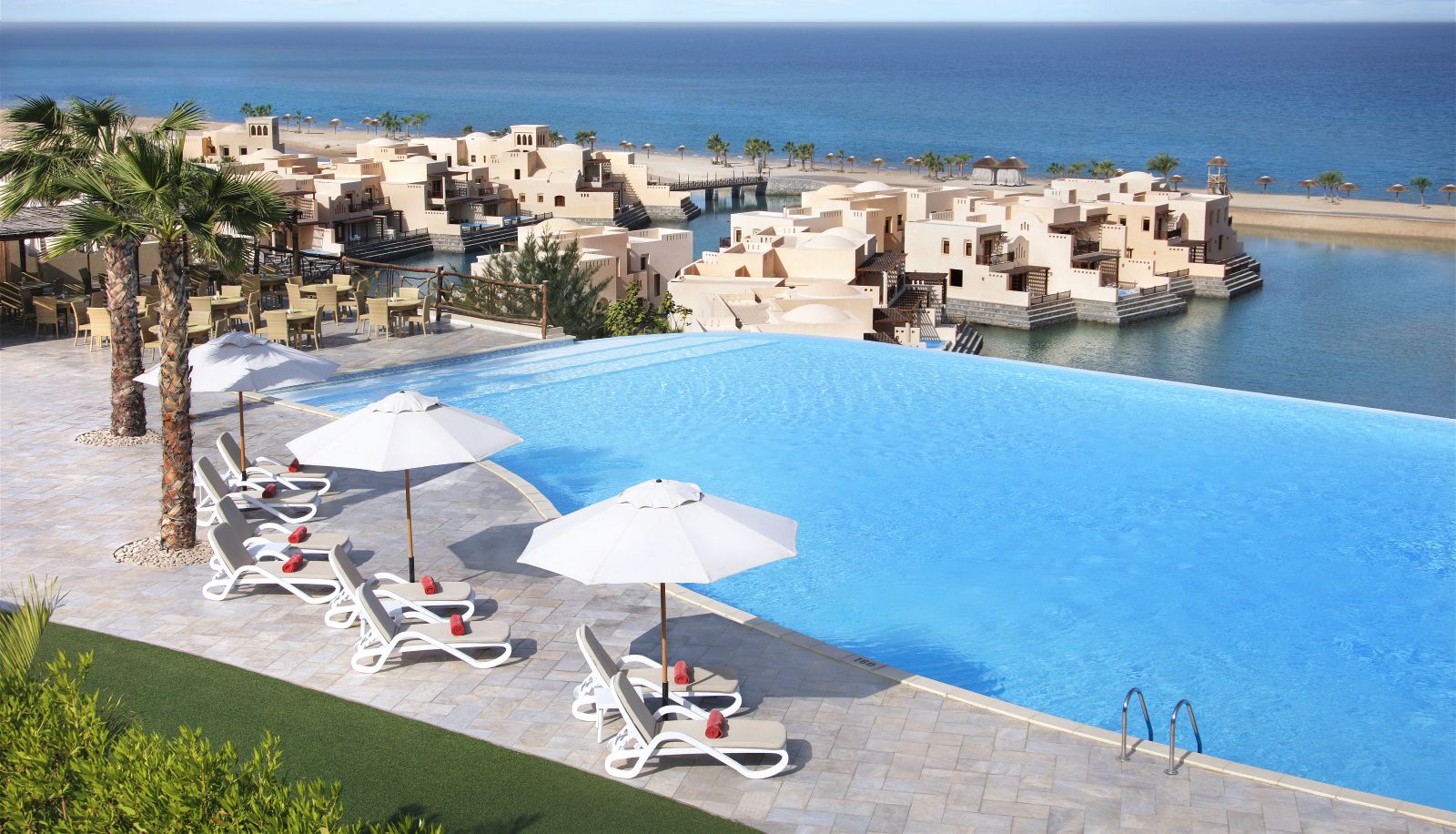 Pool - The Cove Rotana Resort