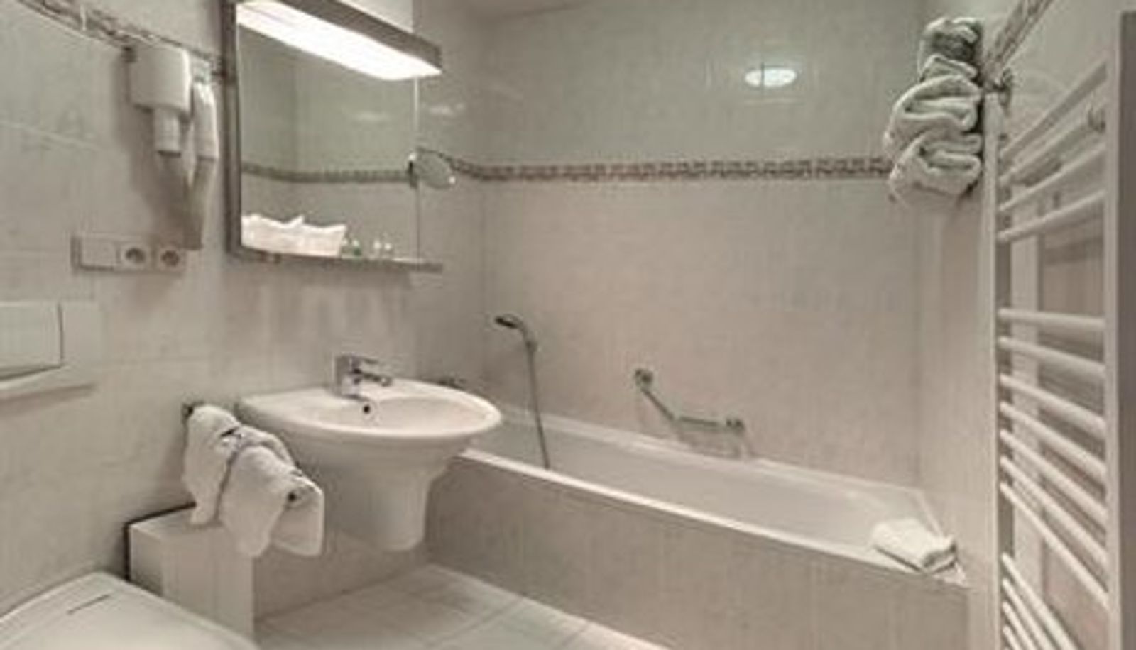 Room - Galerie Royale