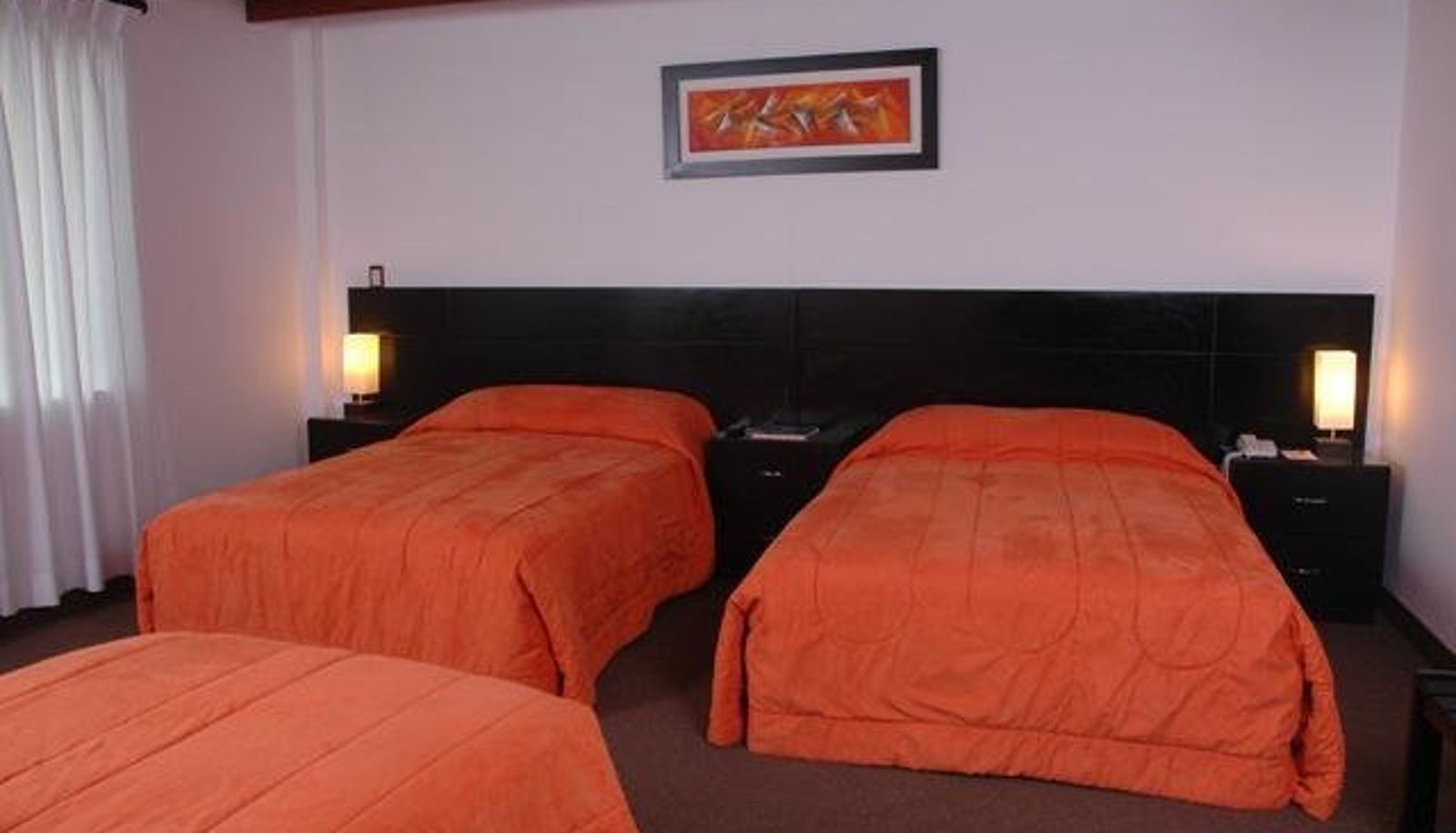 Room - De Ville Inn Miraflores