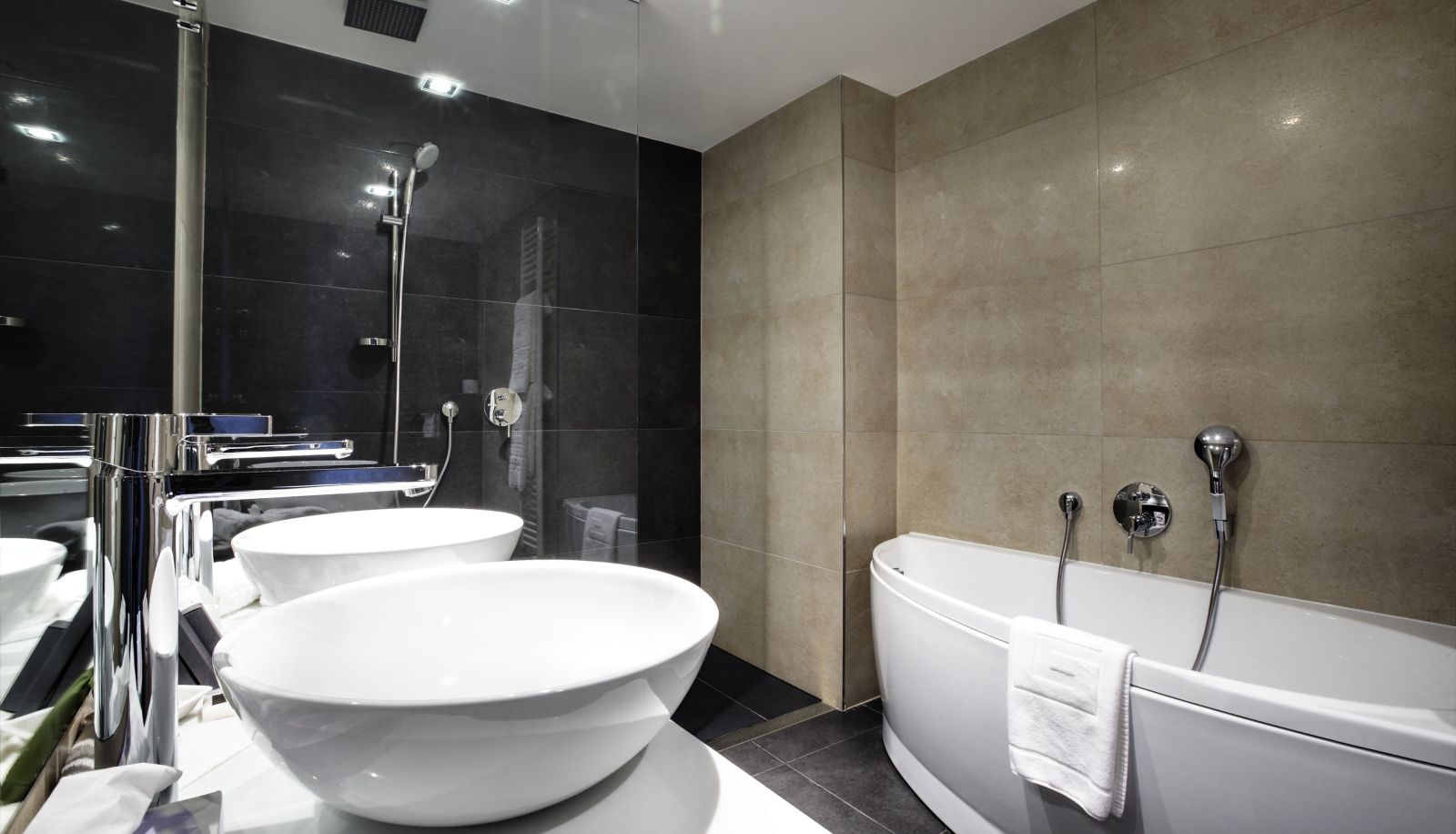 Bathroom - NH Bratislava Gate One