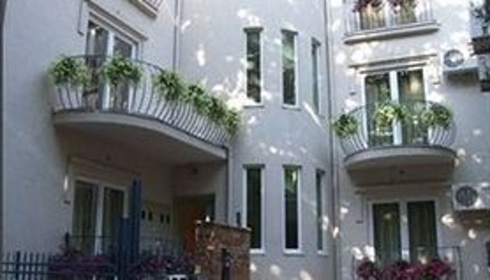 Zewnętrzna część hotelu - Allegra