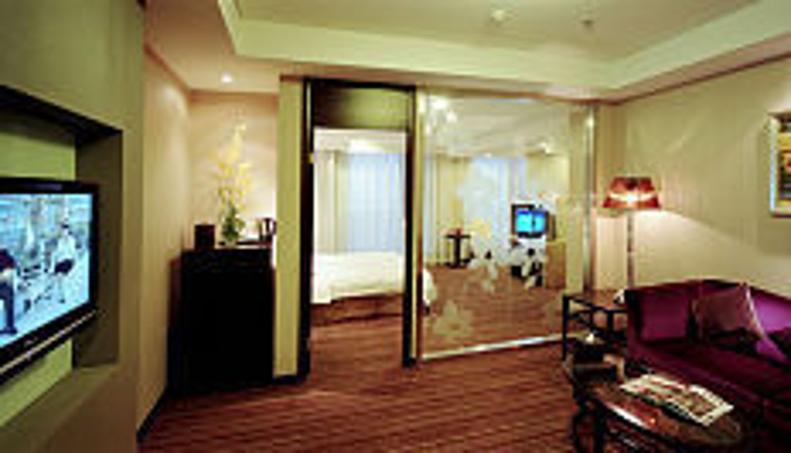 Zimmer - TITAN TIMES HOTEL