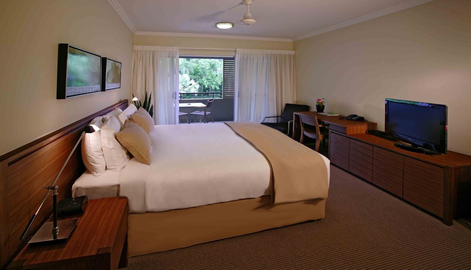 Room - Paradise Palms Resort and Country Club