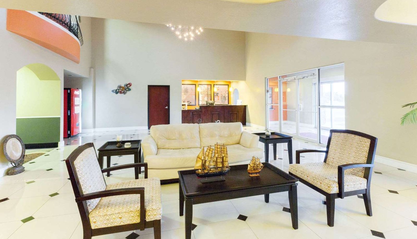Salón - Super 8 by Wyndham Groesbeck