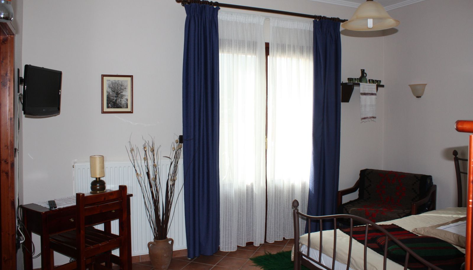 Room with balcony - Monopati E6