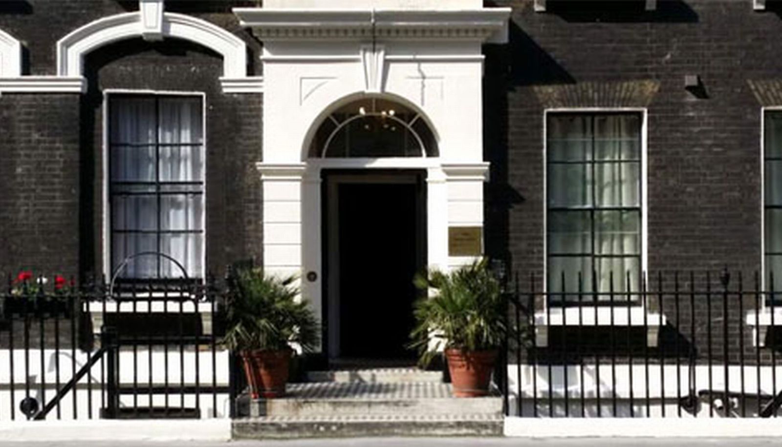 Buitenruimte van het hotel - The Garth Hotel