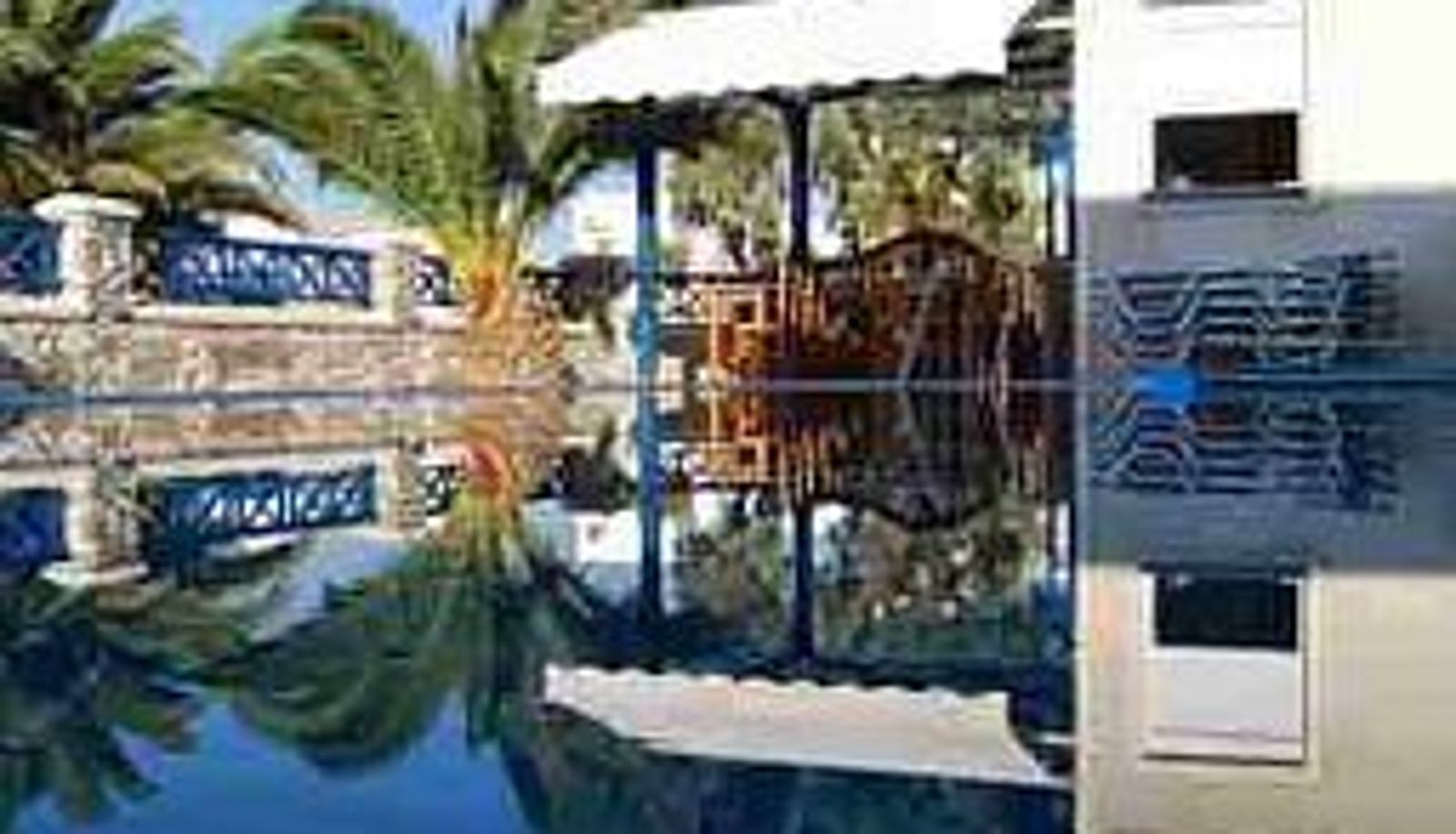 Pool - Villa Aretousa