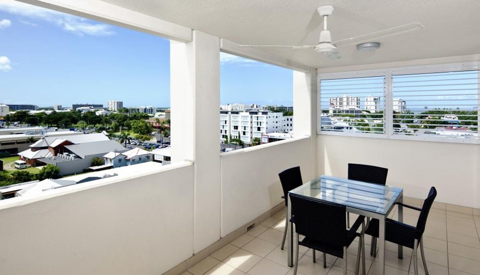 Room - Cairns Central Plaza