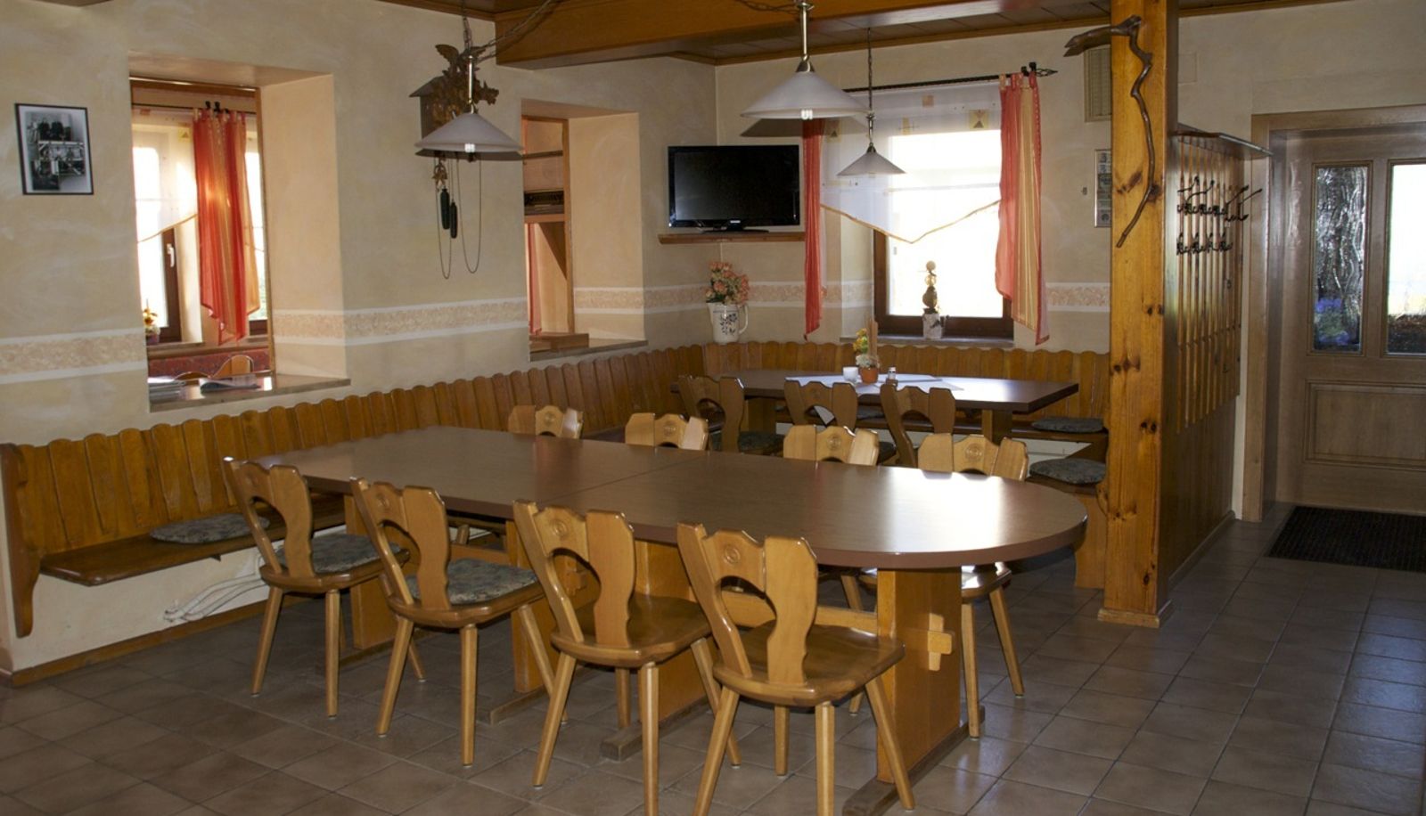 Sala prima colazione all'interno del ristorante - Gasthof Jägerheim Gasthof