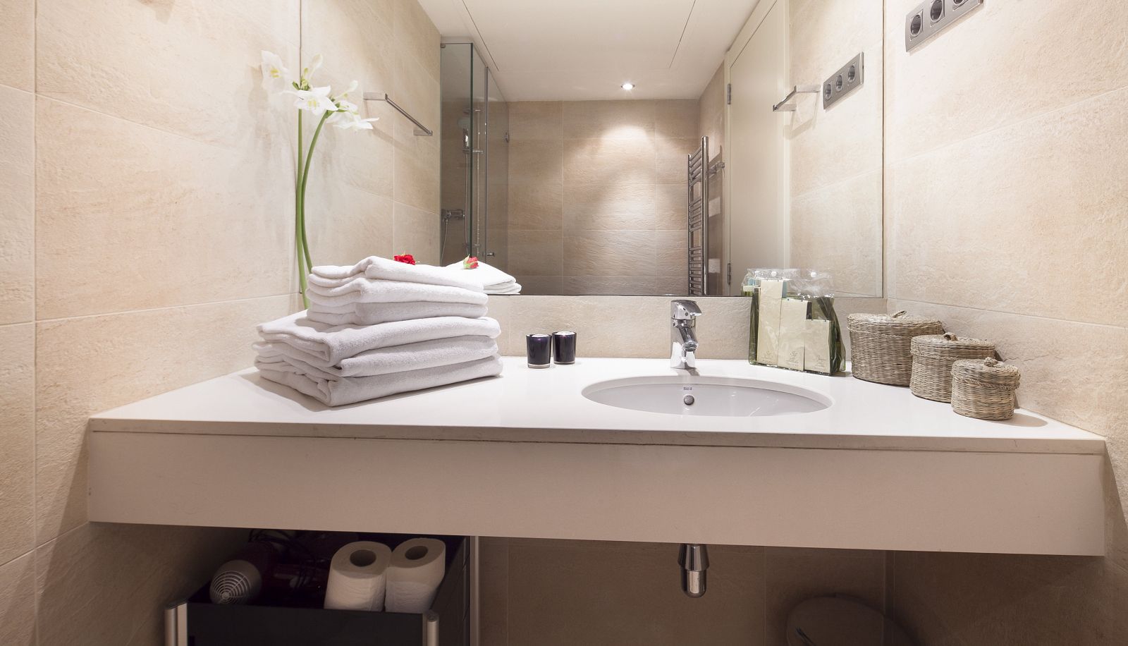 Salle de bain - Inside Barcelona Apartment Mercat