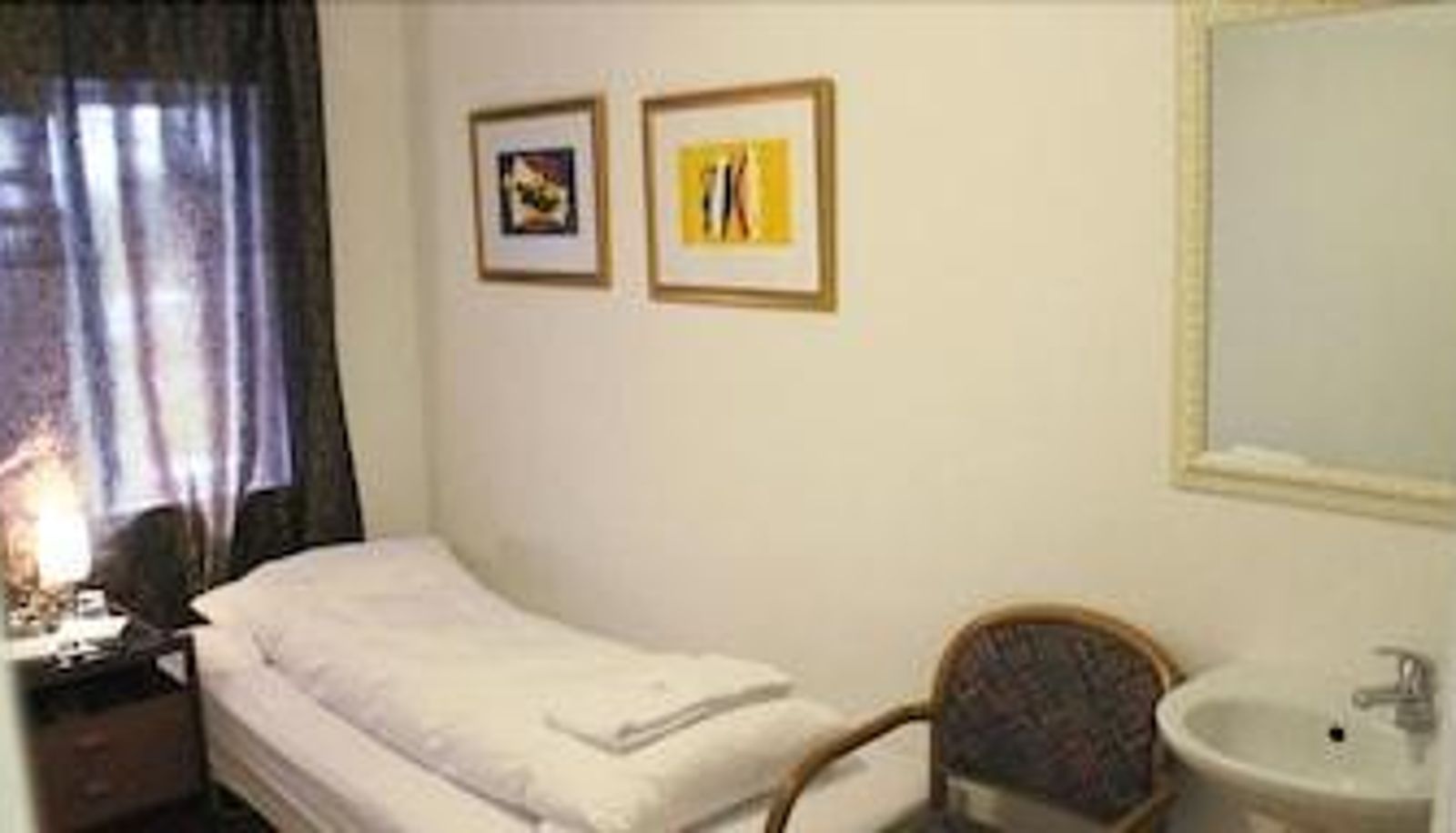 Standardzimmer - Húsavík Guesthouse