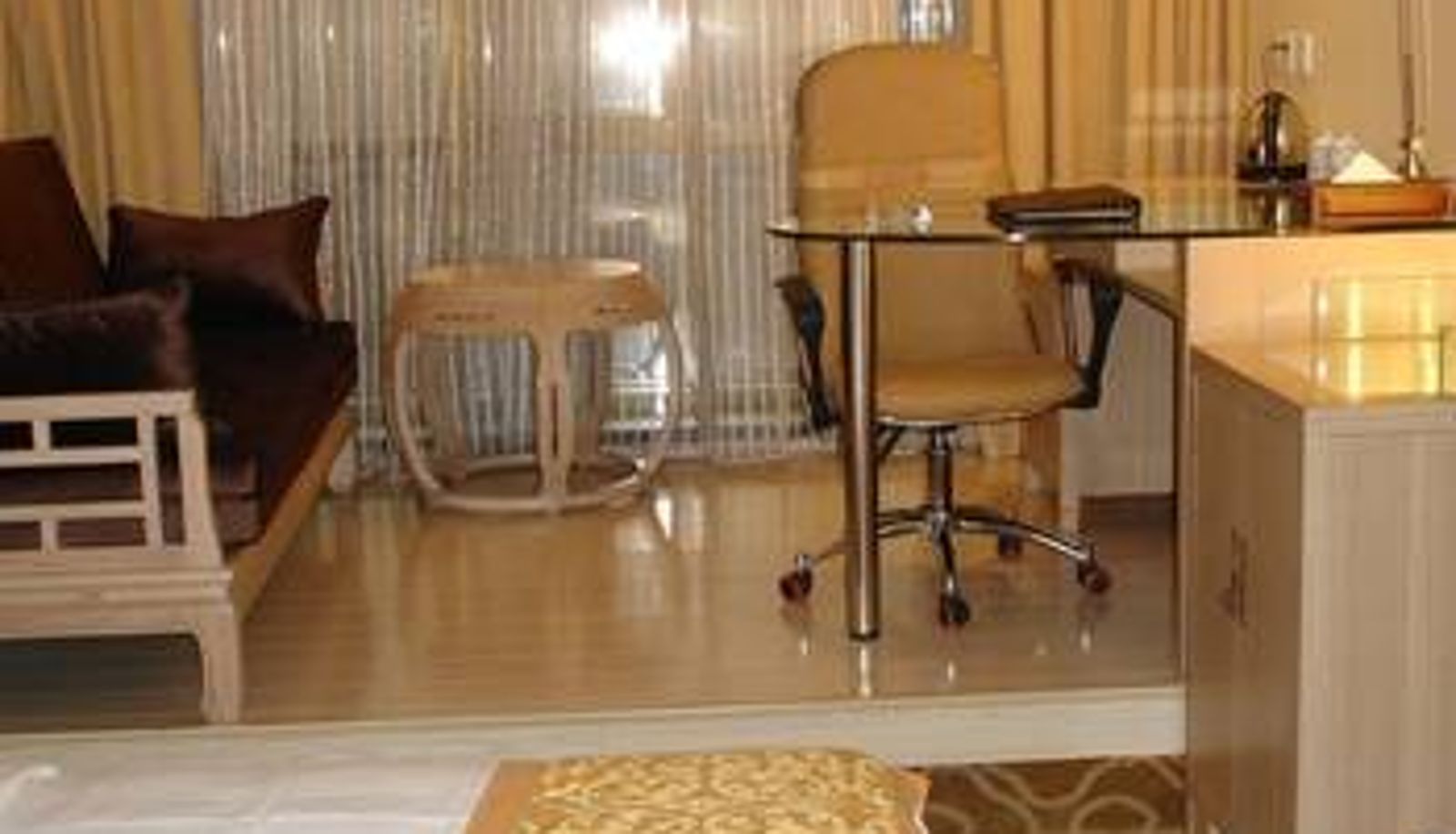 Camera - Yuelong Leisure Business Hotel