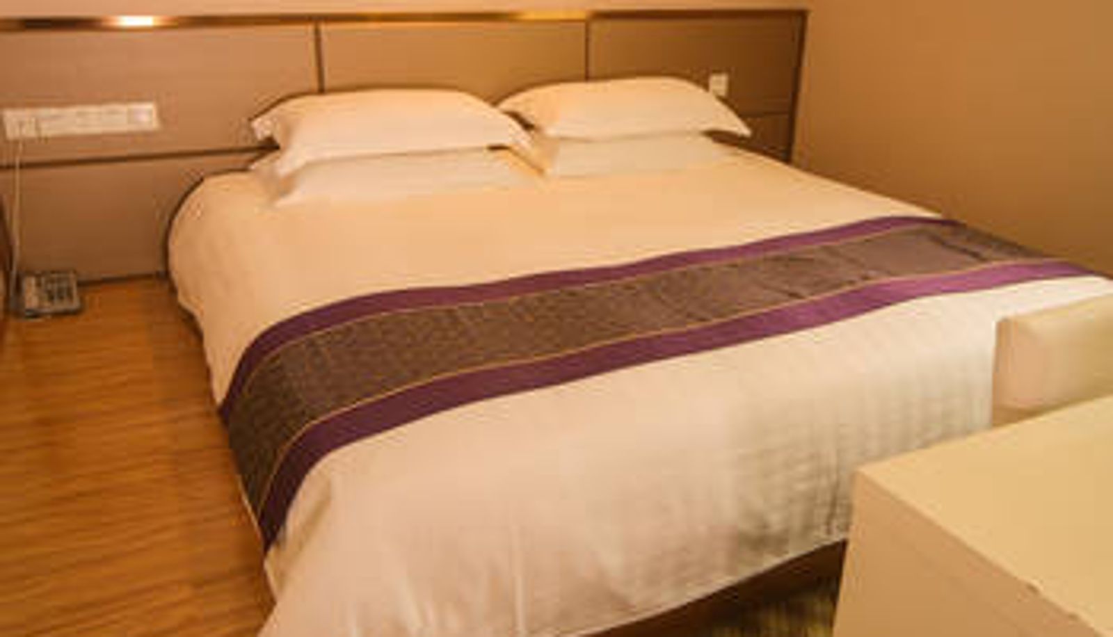 Zimmer - Jinjiang Garden Hotel