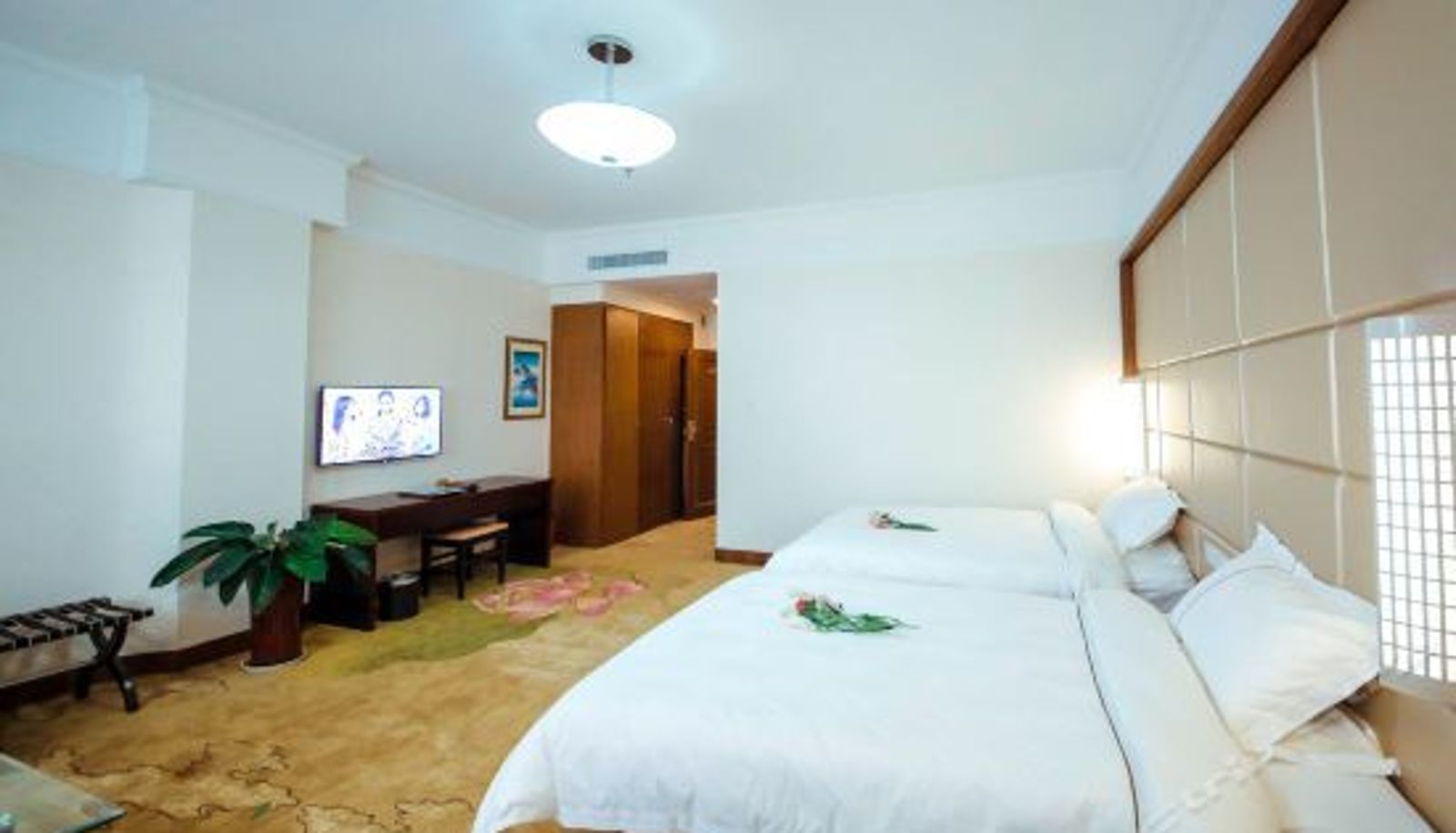 Business-Zimmer - New Century International Hotel
