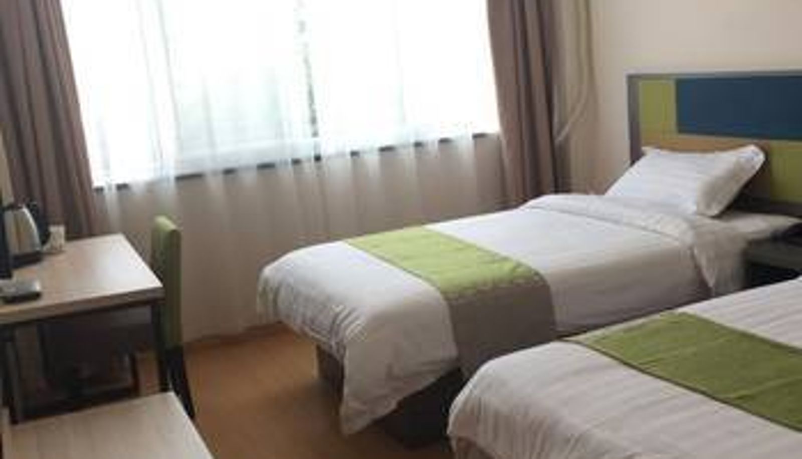 Room - Home Inn Alliance