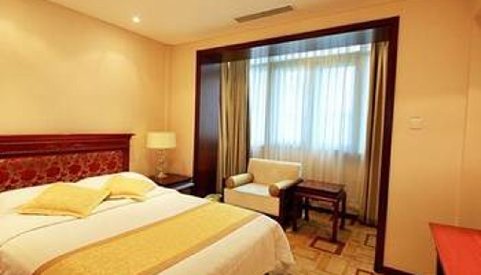 Zimmer - Liaoning Hotel - Beijing