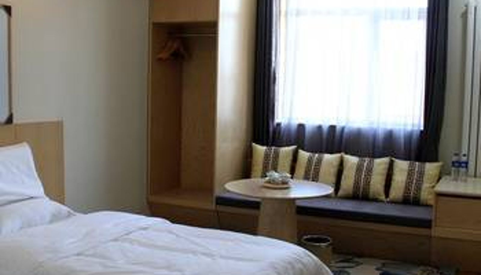 Camera - Beijing Furun Hotel Caishikou Branch