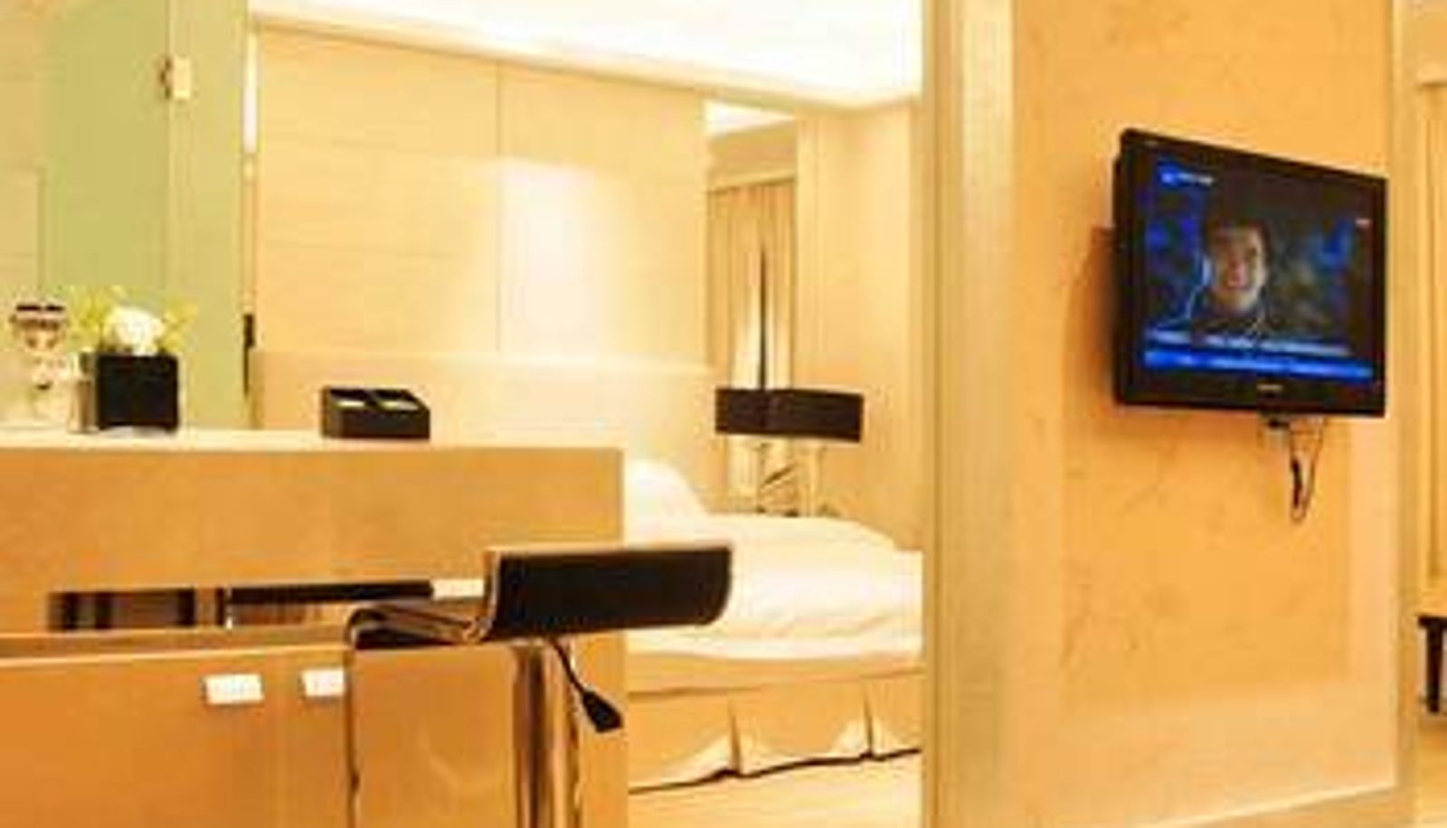 Room - Jinqiao International Hotel