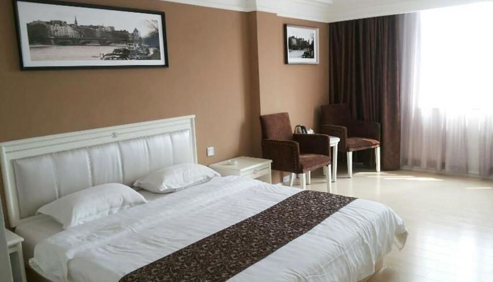 Camera standard - Baiman Hotel (Guangzhou East Station Shatai South Road Branch)