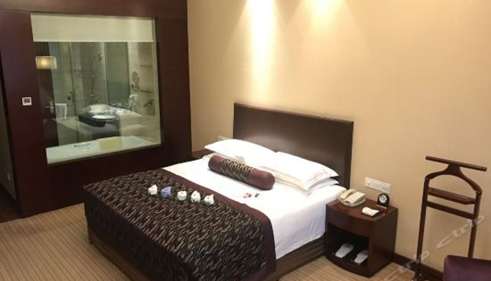 Camera business - Haiwaihai Baina Hotel