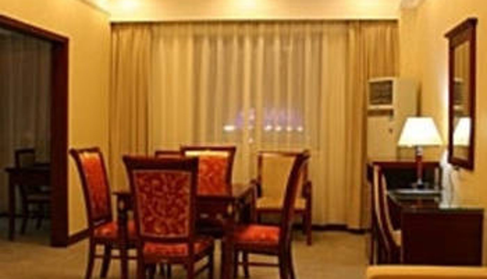 Habitación - Yaqi Business Hotel (High Speed Rail South Station Branch)
