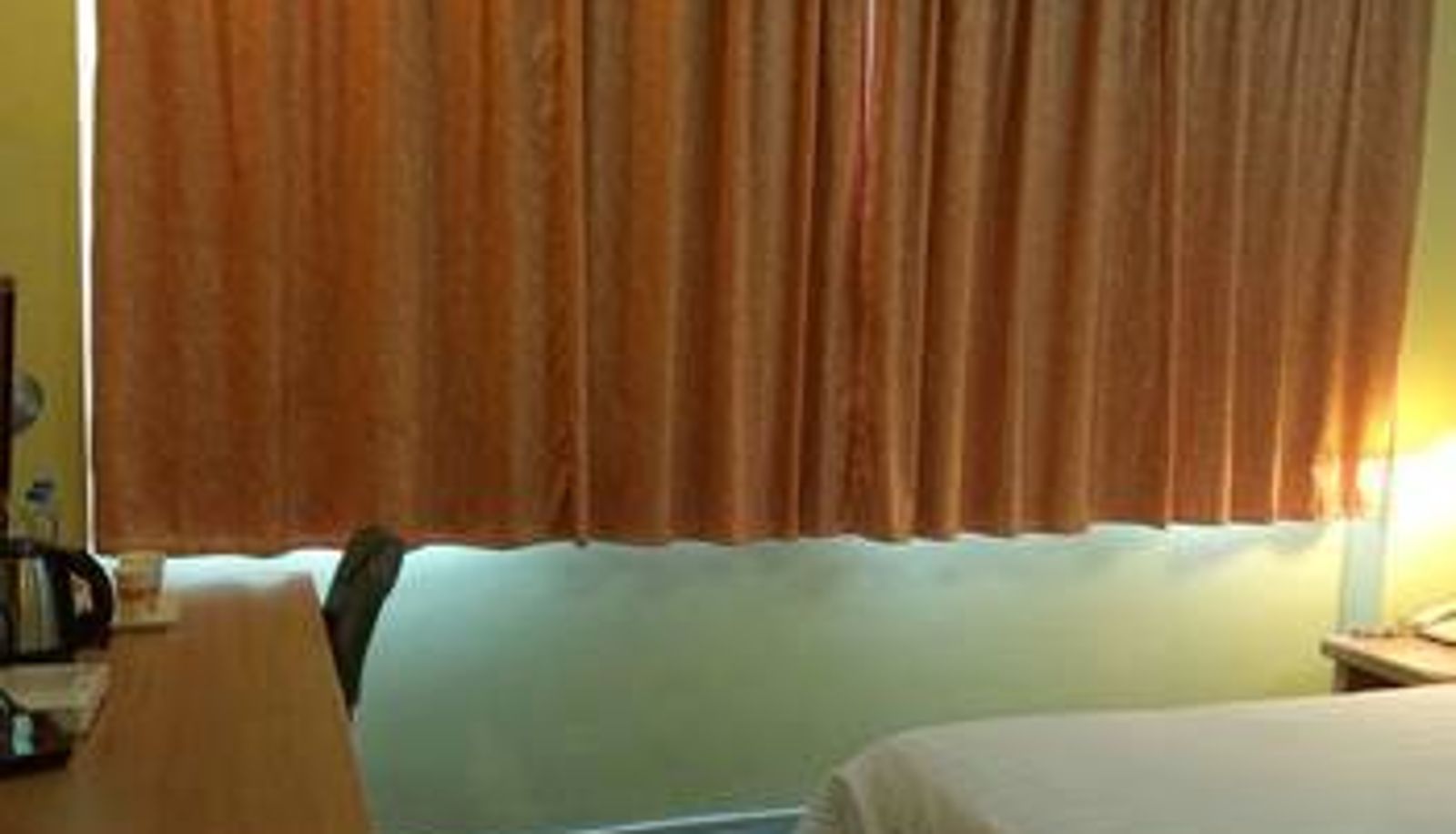 Zimmer - Home Inn (Shuanglong Branch of Kunming Railway Station)