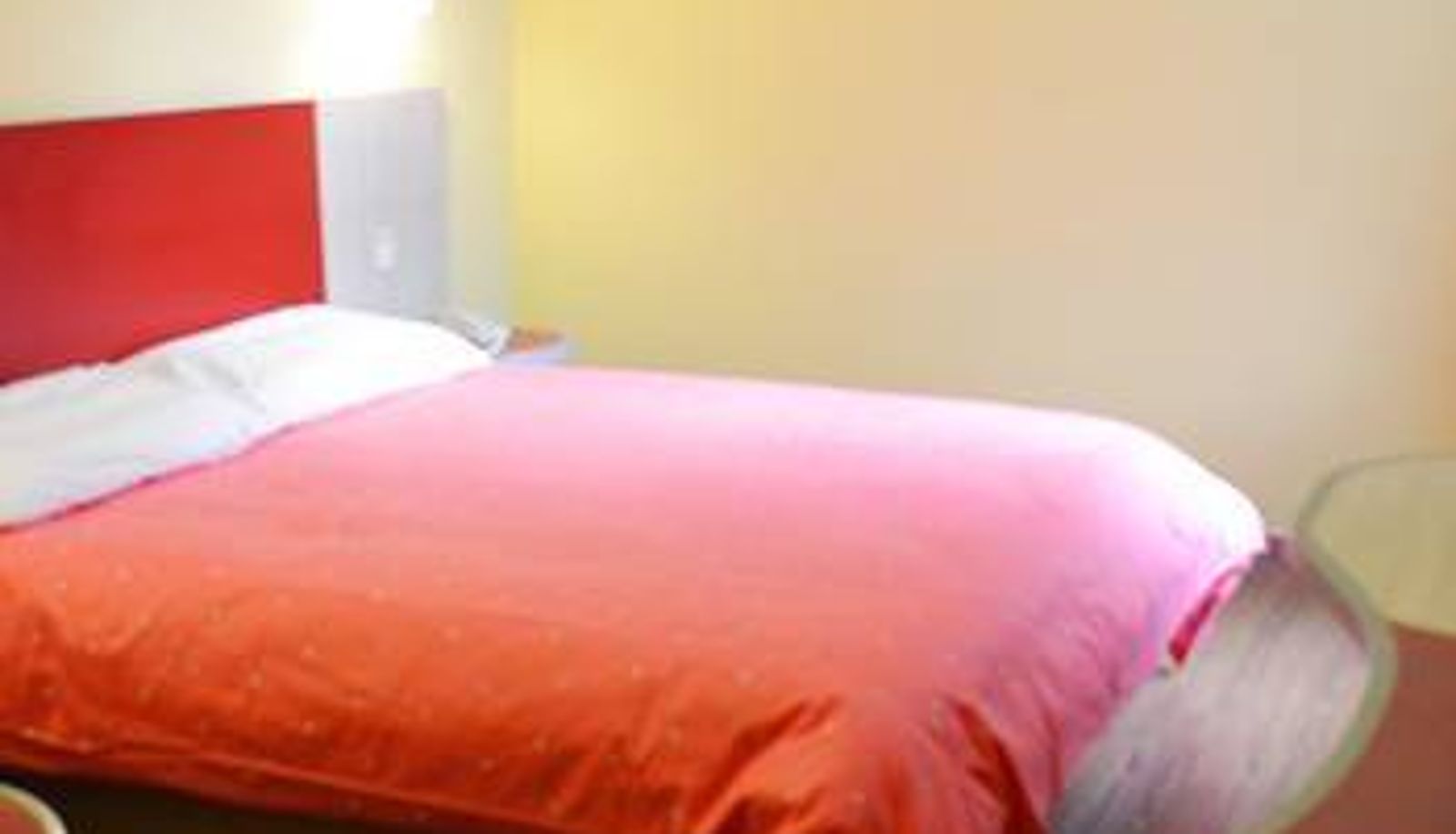 Kamer - Home Inn