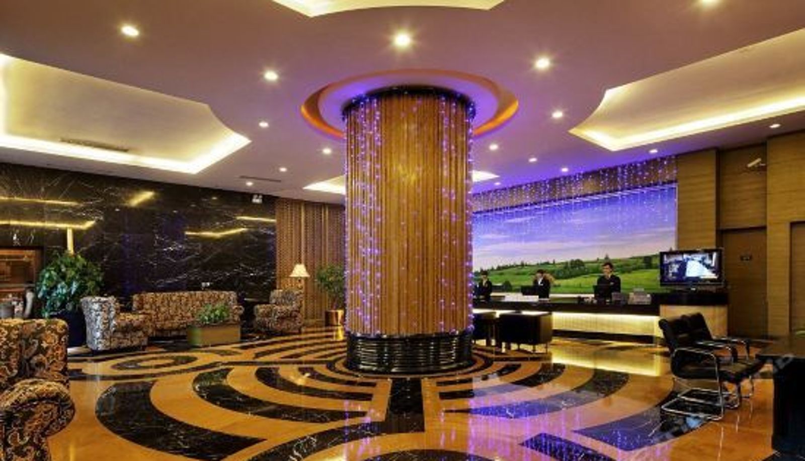 Reception - Maple Leaf City Hotel