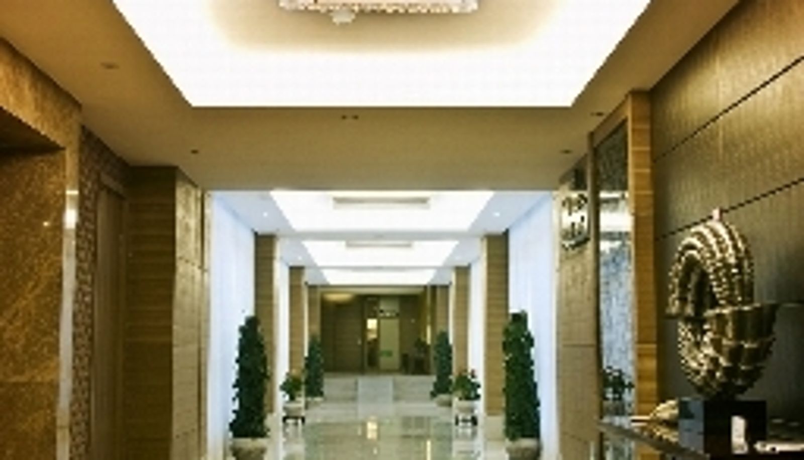 Hotel Innenbereich - Golden Bridge Garden Hotel