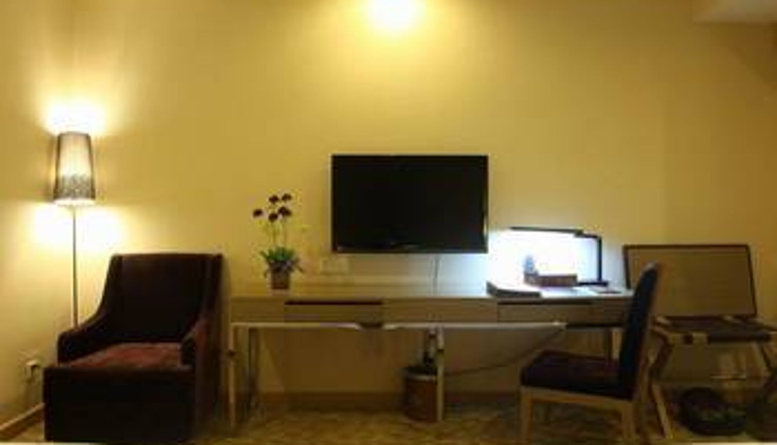 Camera - Kingnoah Hotel