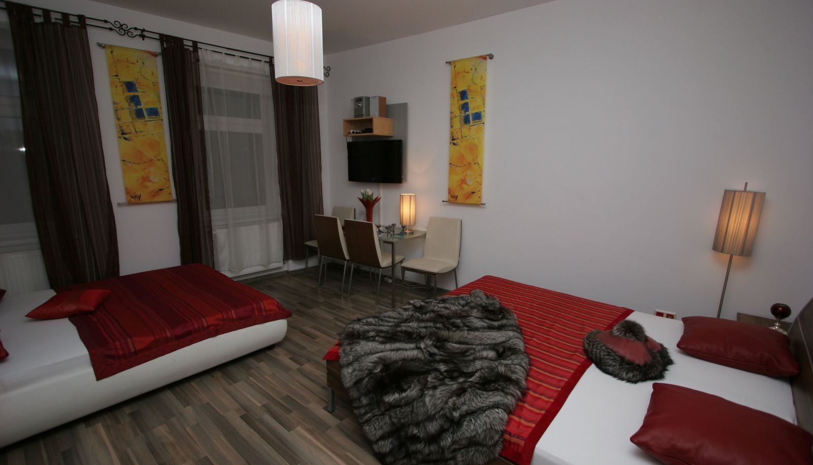 Vierbettzimmer - Queens Apartments