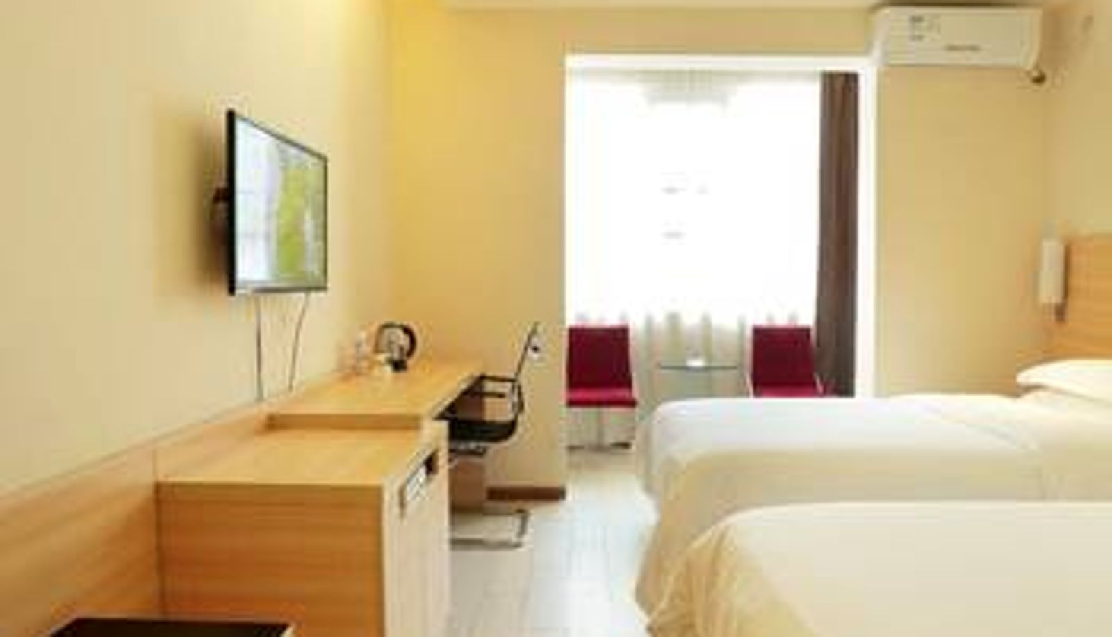 Camera - City Convenience Hotel (Shannan Passenger Station Store)